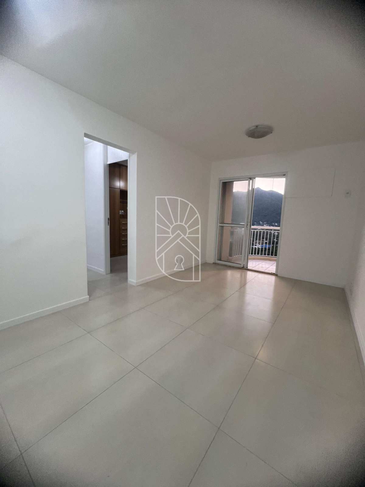 Apartamento 2 Quartos – Andar Alto – Sol Passante – Barra Bonita / Recreio - Márcia Nascimento Imóveis