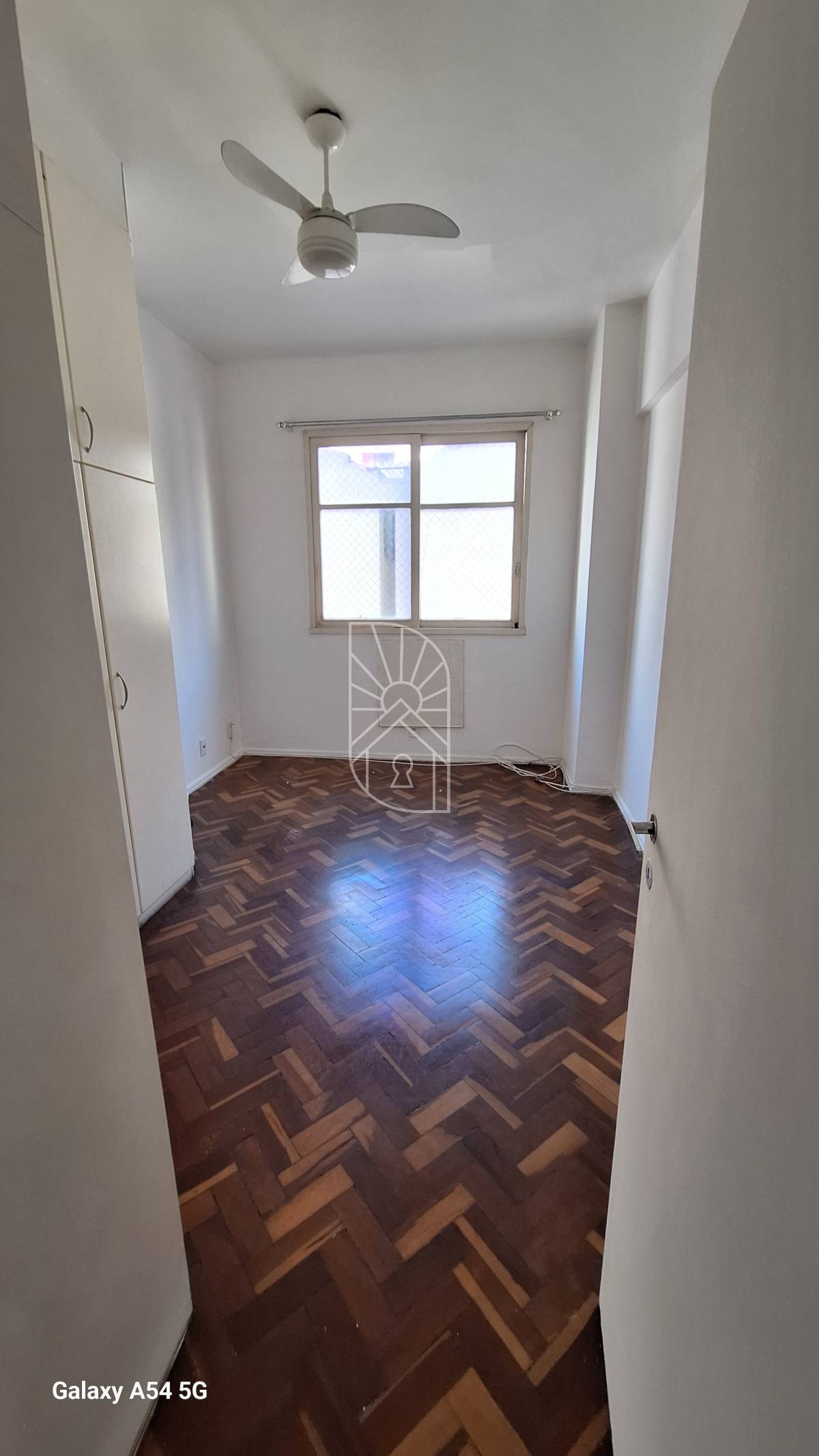 Apartamento em Vila Isabel de 2 quartos e dependência completa - Márcia Nascimento Imóveis