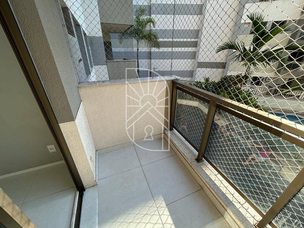 Apartamento excelente de 2 quartos, em condomínio residencial com área de lazer completa na Freguesia - Márcia Nascimento Imóveis