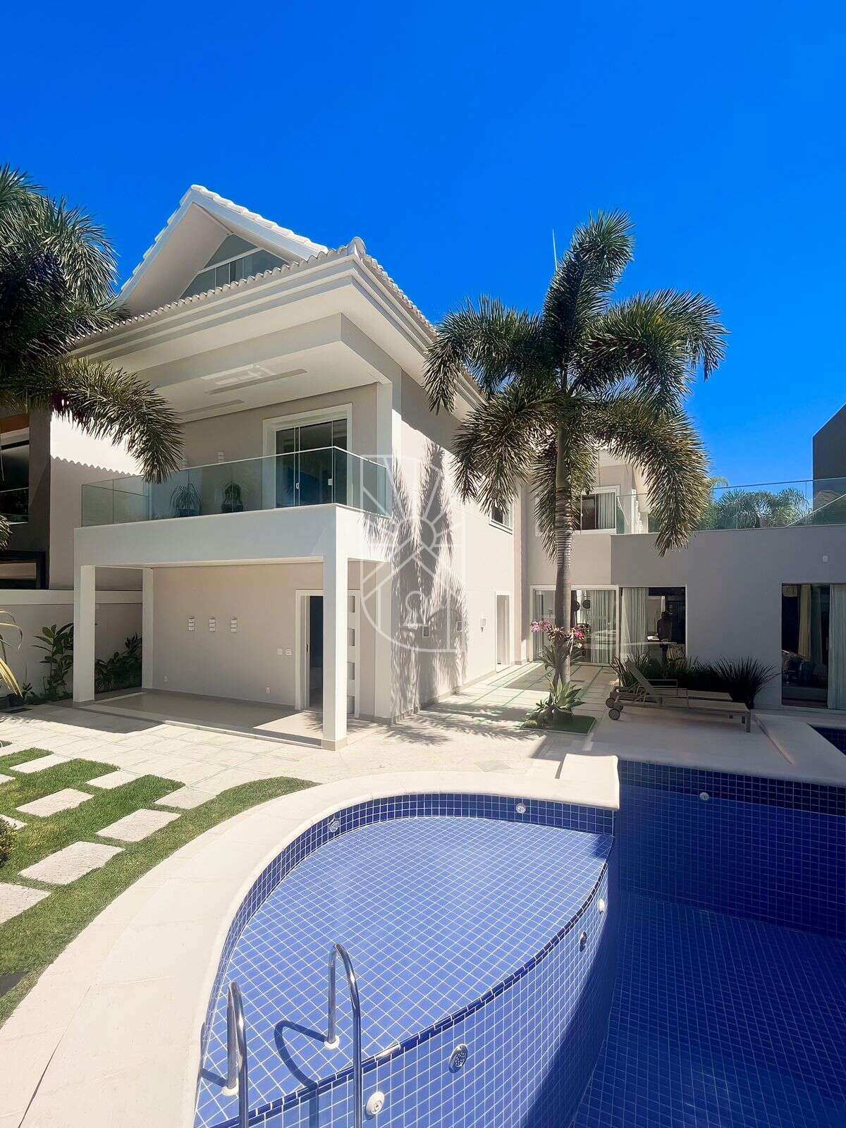 Casa de condomínio à venda, no Riviera del sol,  em Rio de Janeiro, Recreio dos Bandeirantes, com 5 quartos, 488m²