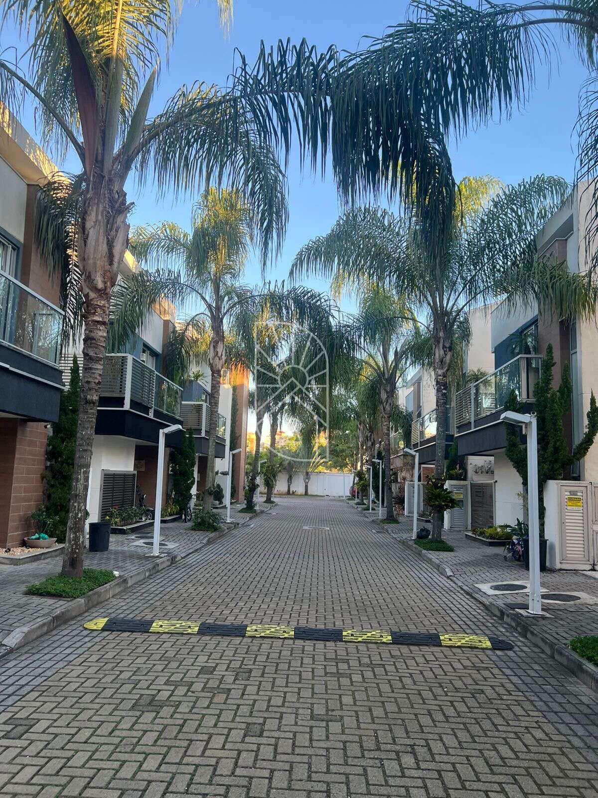 Casa deslumbrante no Condomínio Concetto Nero - Márcia Nascimento Imóveis