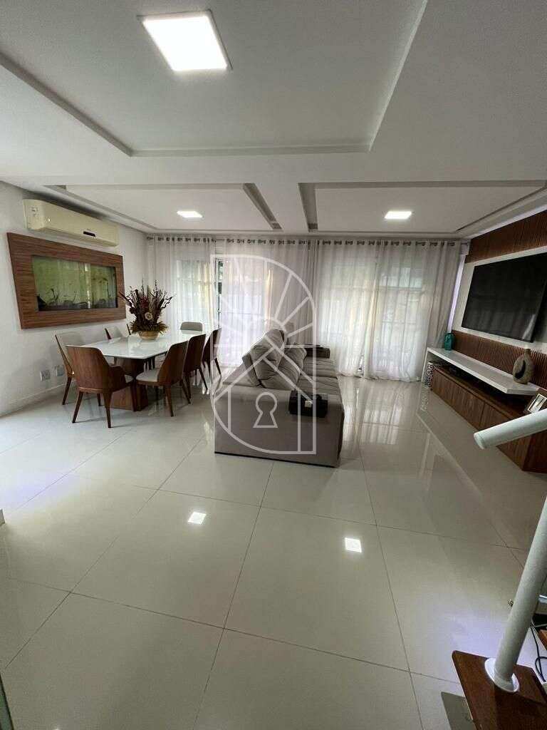 Deslumbrante Casa em Condomínio Fechado com 4 quartos, 260m² - Márcia Nascimento Imóveis