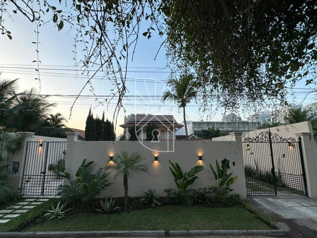 Excelente casa no Recreio