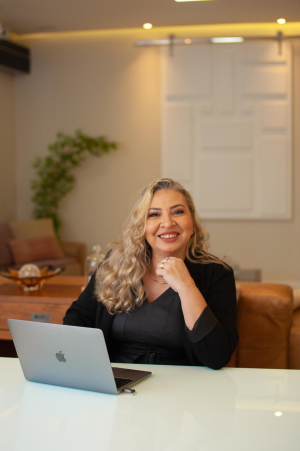 Corretor - Márcia Silva Nascimento